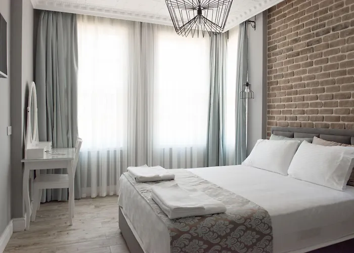 Luna Boutique Szálloda 2*