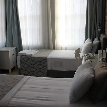 Отель Luna Boutique