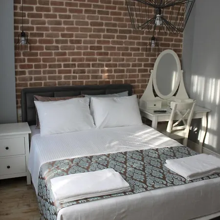 Luna Boutique Hotel